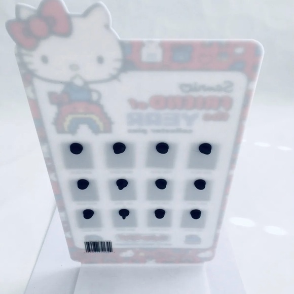 Sanrio Hello Kitty Friend of the Year Pin Set 2019 With Plexiglass Display Board - Picture 5 of 16